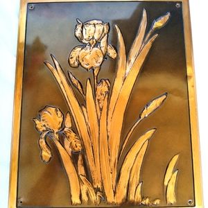 VTG Embossed Copper Iris
